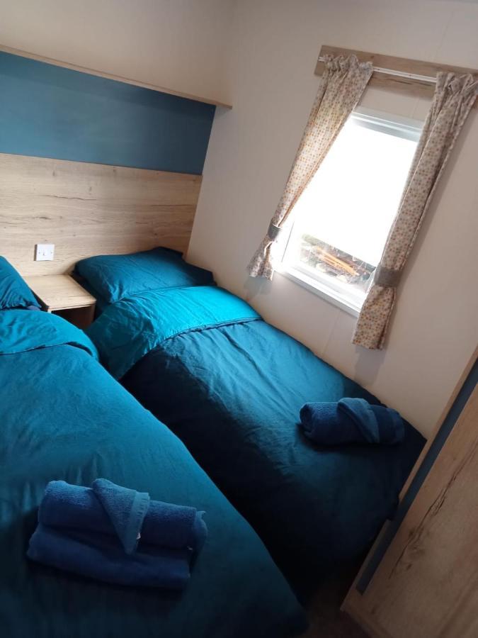 New 2 Bed Holiday Home With Decking In Rockley Park Dorset Near The Sea Lytchett Minster Екстериор снимка